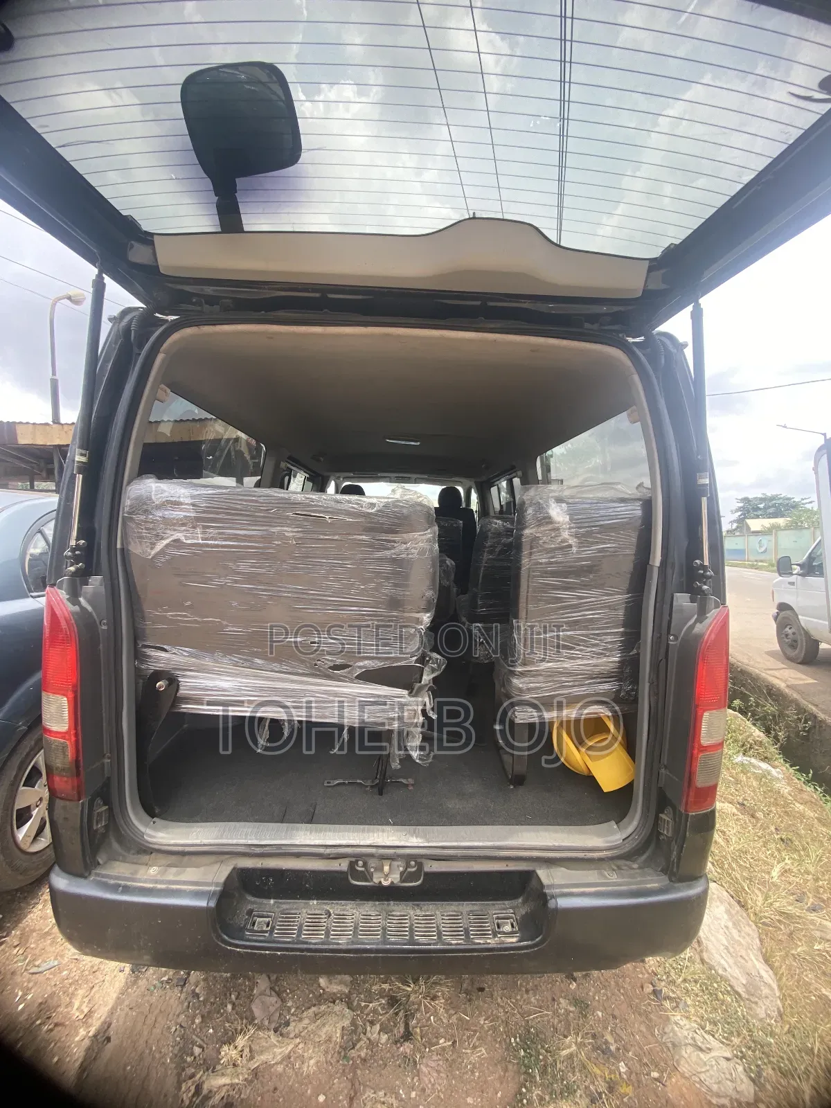 Toyota HiAce 2023 Grey