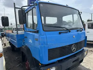 Mercedes Benz Truck 814