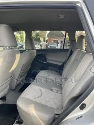 Toyota RAV4 Limited AWD (2.5L 4cyl 6A) 2013 Silver