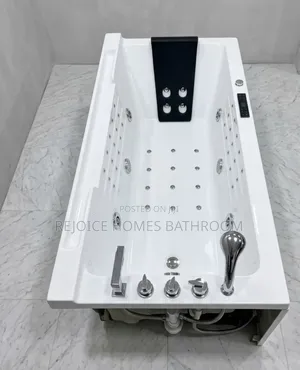 Luxury Rectangular Whirlpool Massage Jacuzzi With Multiple Led Display