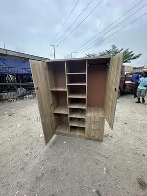 Wardrobe 4by6