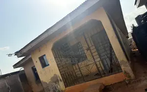 5bdrm Block of Flats in Ifo for sale