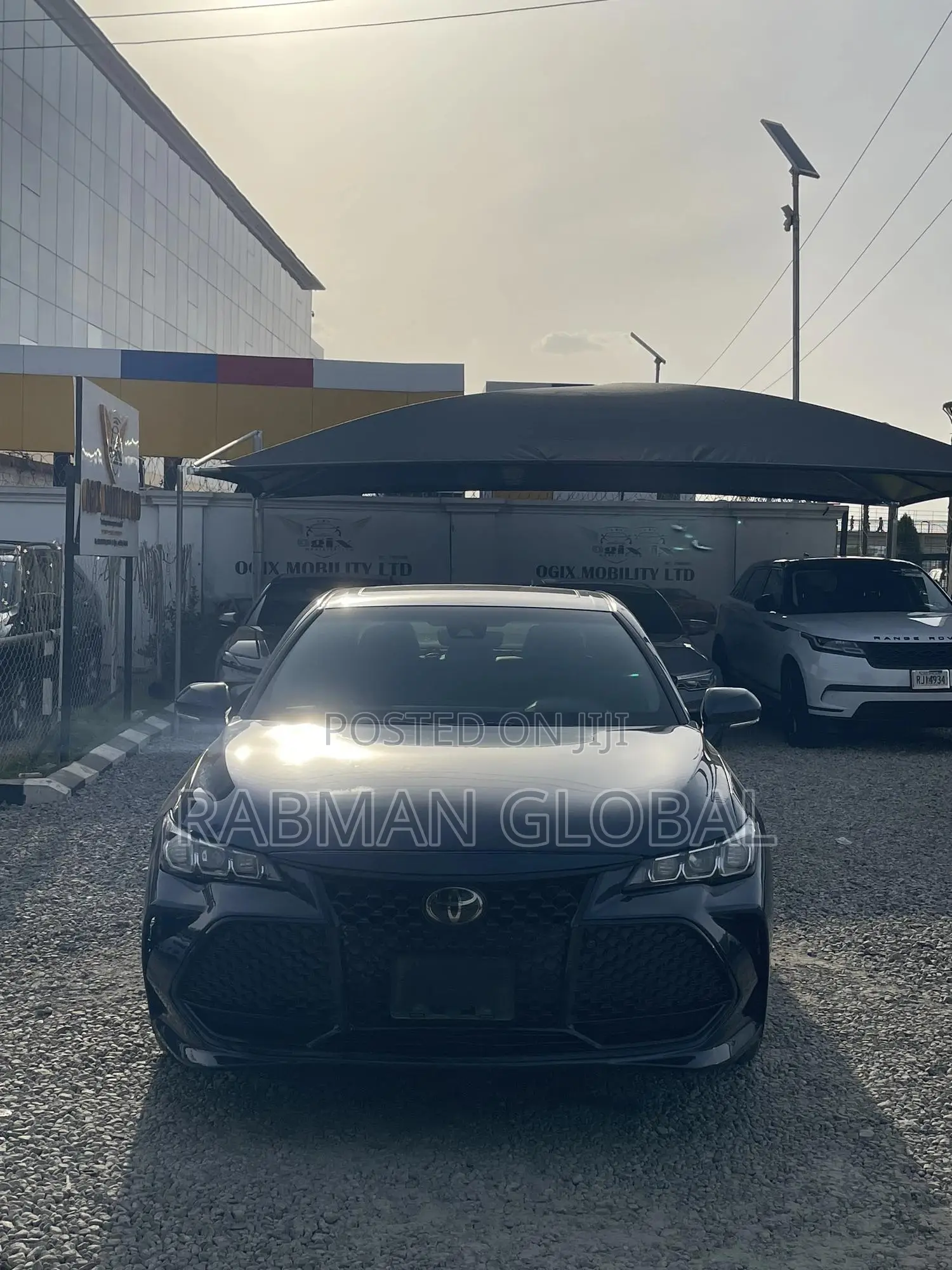 Toyota Avalon 2018 Blue