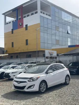 Hyundai Elantra GT 2013 White