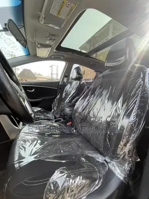 Hyundai Elantra GT 2013 White