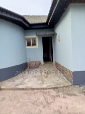 Furnished 4bdrm Bungalow in Hiitop Estate, Igbogbo for rent