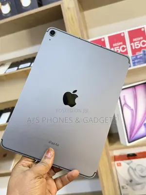 Apple iPad Air 64 GB Gray