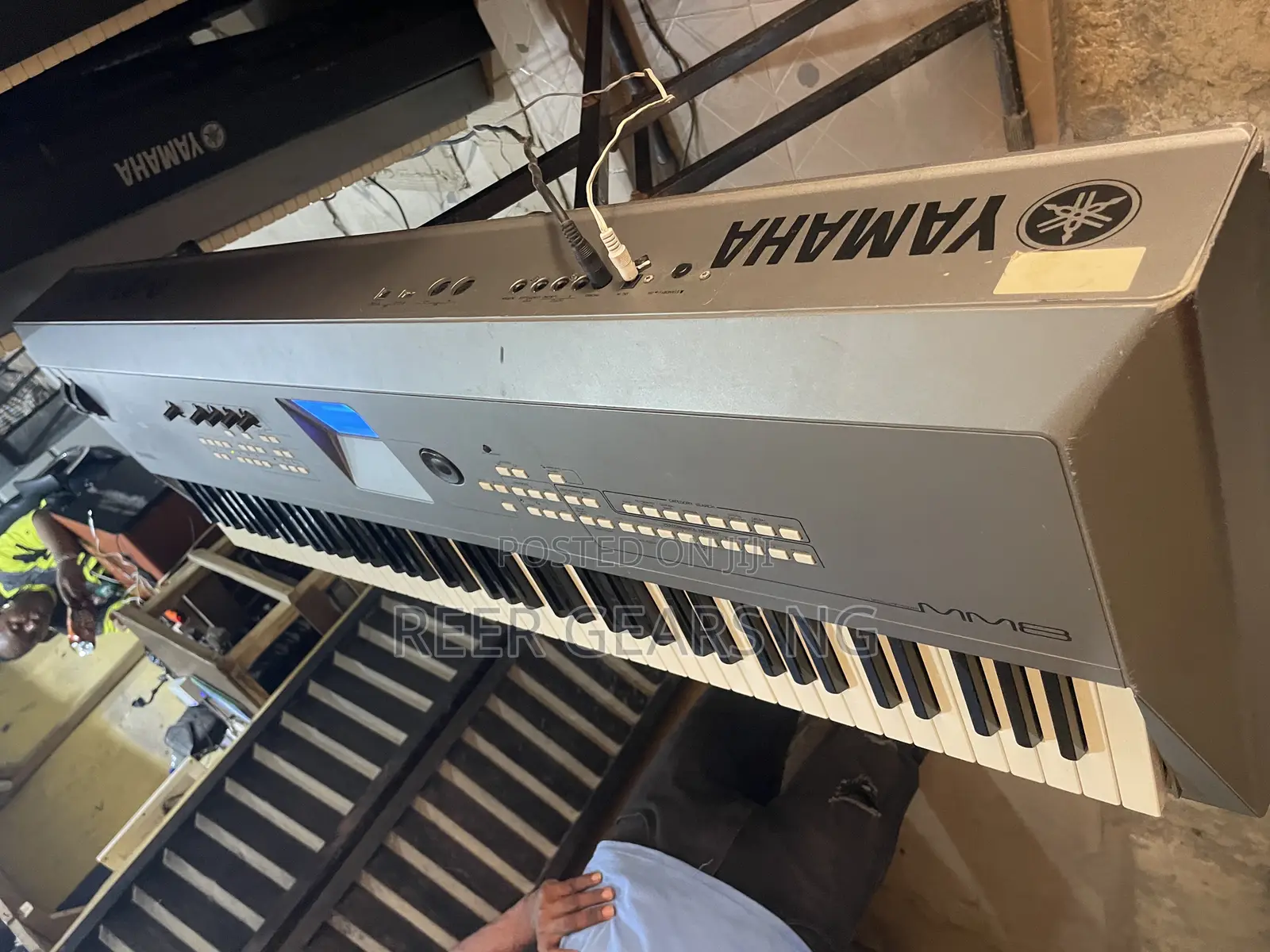 Yamaha Mm8 Digital Piano and Keyboard