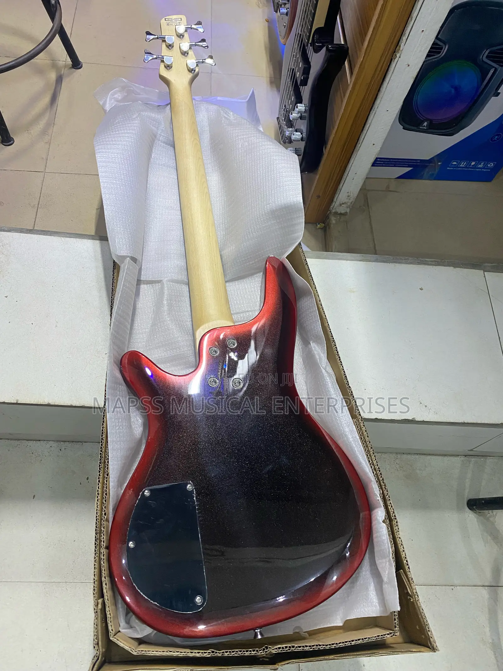 Ibanez Sr305 5-String Electric Bass Guitar