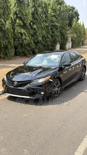 Toyota Camry SE (2.5L 4cyl 8A) 2019 Black