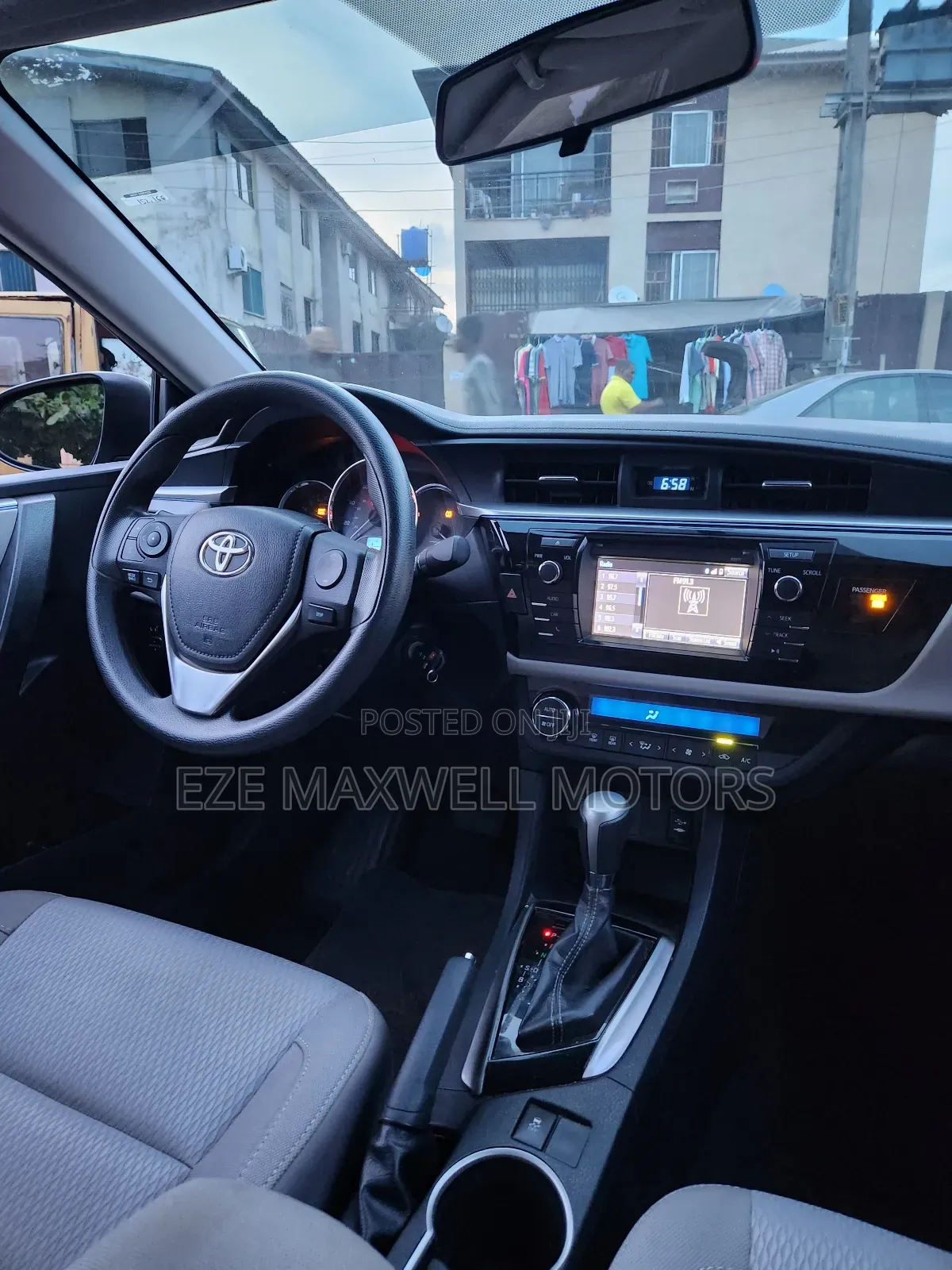 Toyota Corolla 2016 Blue