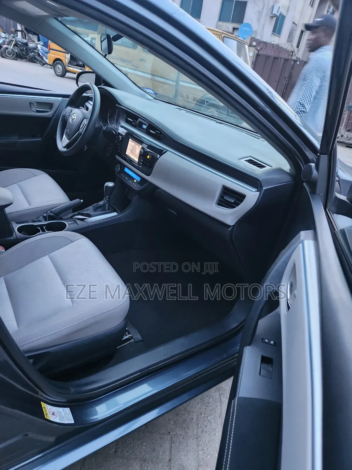 Toyota Corolla 2016 Blue