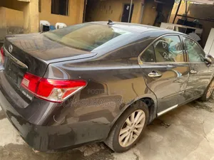Lexus ES 350 2012 Brown