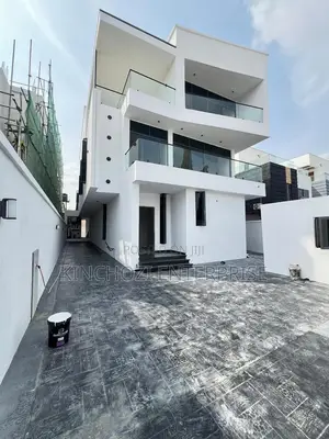 5bdrm Duplex in Lekki Phase 1 for sale