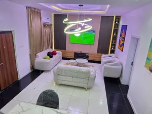 Elite 4br Terrace Lekki Shortlet: Luxury, Games 24/7 Power!