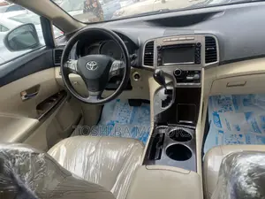 Toyota Venza XLE 2011 Green