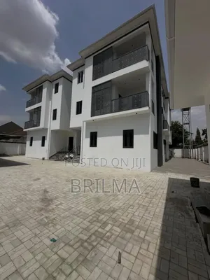 7bdrm Duplex in Kado for rent