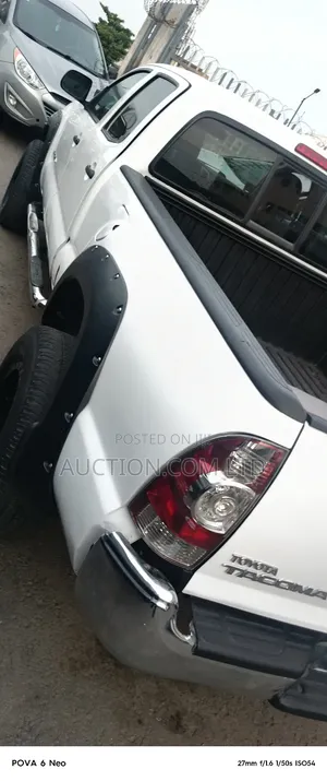Toyota Tacoma Double Cab V6 Automatic 2010 White