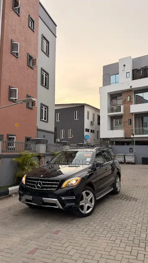 Mercedes-Benz M Class ML350 4MATIC 4dr SUV AWD (3.5L 6cyl 7A) 2014