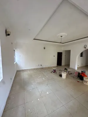 ‎ ‎Large 3 Bedroom Flat, Ologolo Lekki. ‎