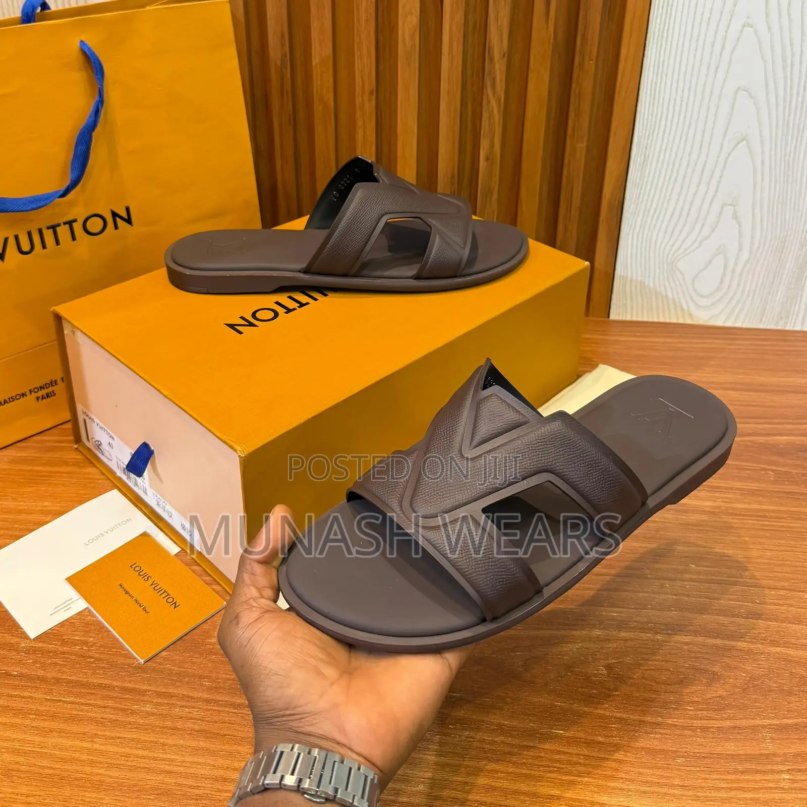 Luxury Lv Slipers 40-47 Original Quality