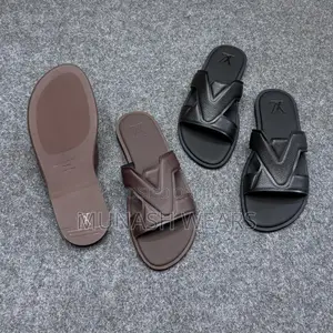 Luxury Lv Slipers 40-47 Original Quality