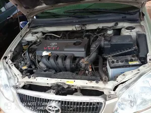 Toyota Corolla 2005 Gold
