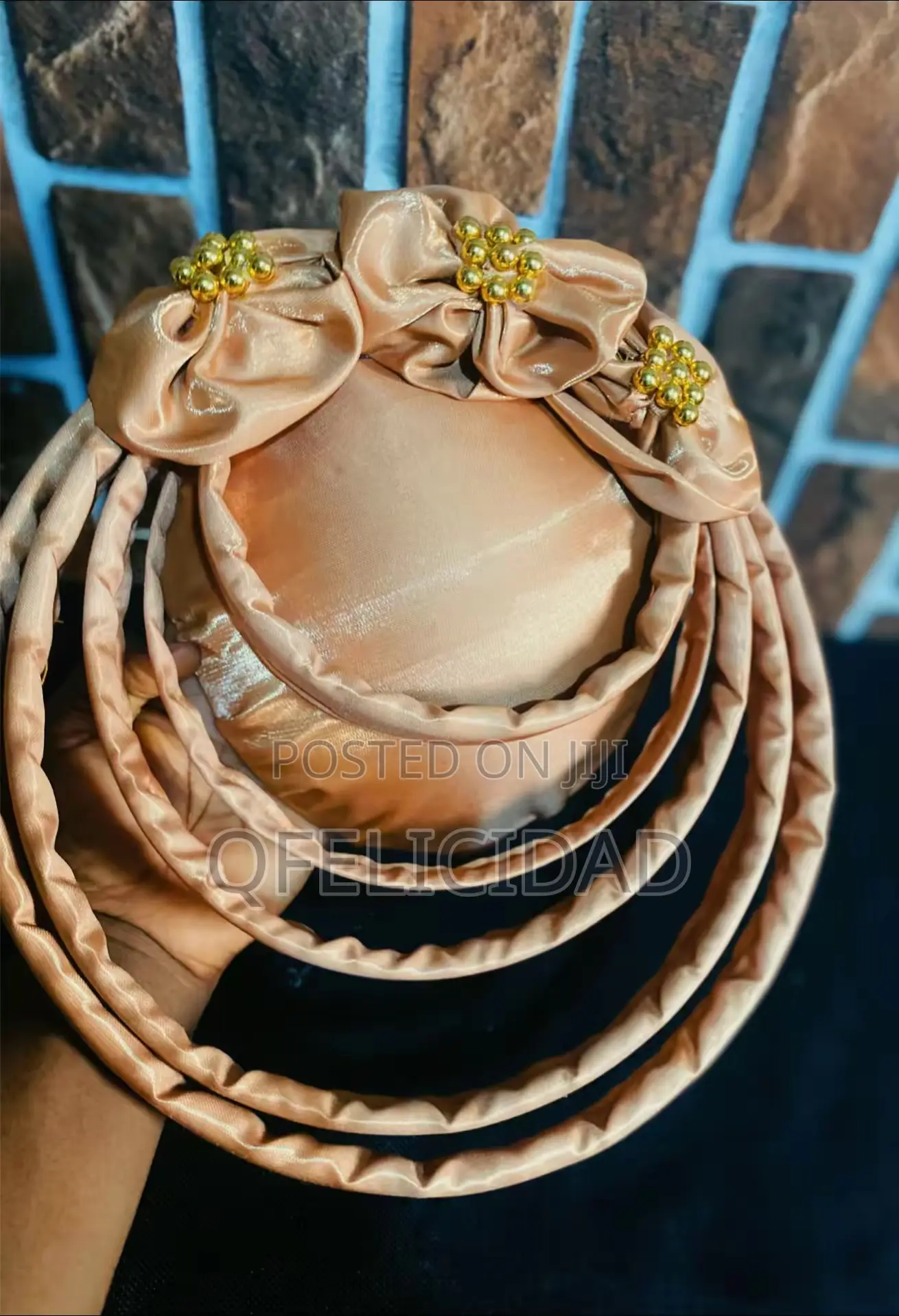 Fascinator