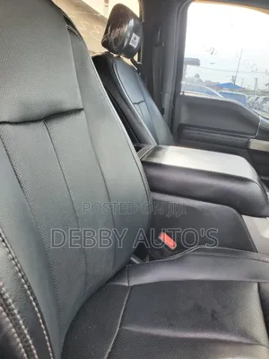 Ford Escape SE FWD 2018 Black