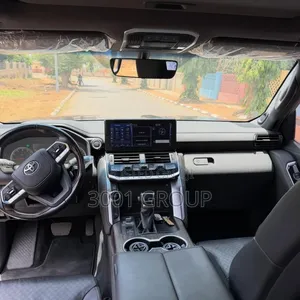 Toyota Land Cruiser 2022 Black