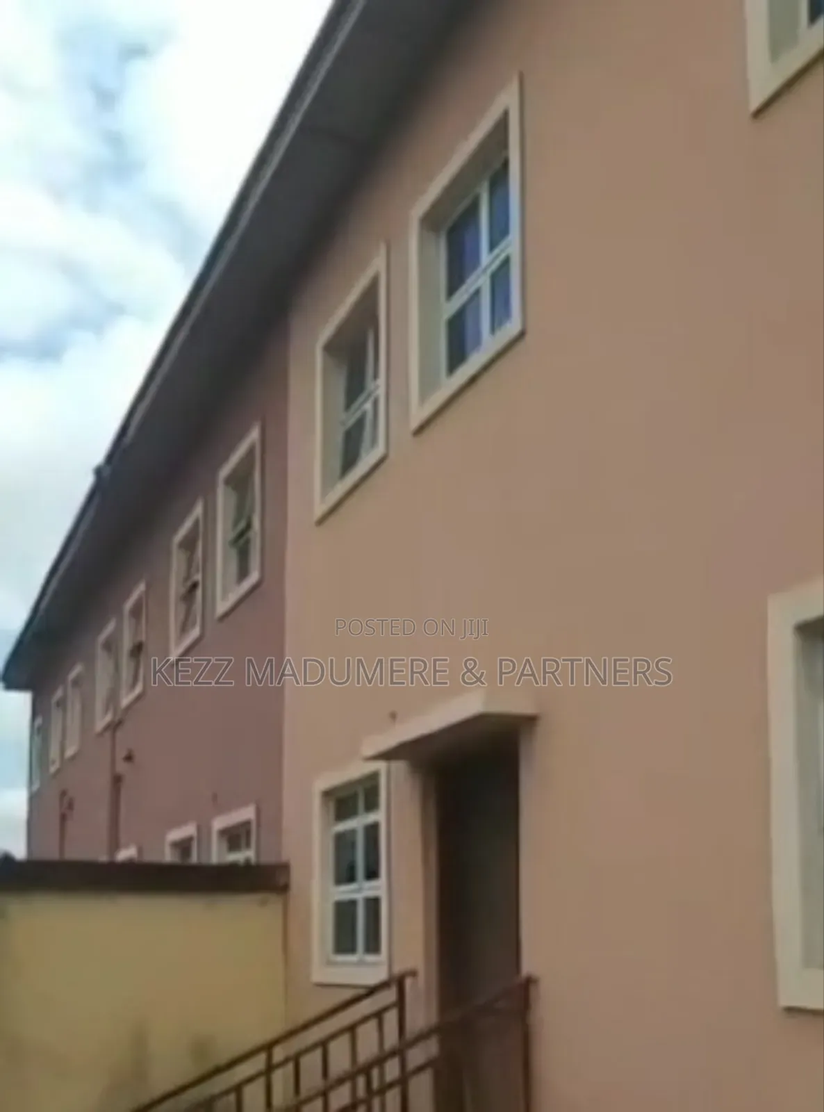 For Sale : Non Functional School at Premier Layout, Enugu