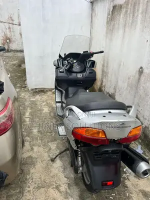 Suzuki Burgman 2004 Silver