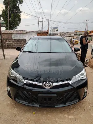 Toyota Camry SE 4dr Sedan (2.5L 4cyl 6A) 2017 Black