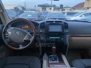Toyota Land Cruiser 2014 Black