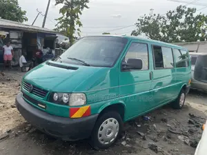 Volkswagen Transporter 2003 Green
