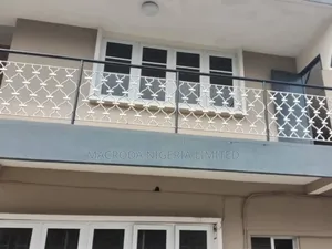 5bdrm Duplex in Ilupeju Industrial Estate for rent