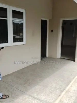 5bdrm Duplex in Ilupeju Industrial Estate for rent