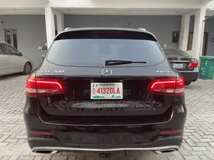Mercedes-Benz GLC-Class 2016 Black