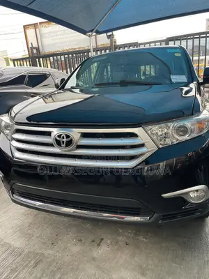 Toyota Highlander 3.5L 4WD 2013 Black