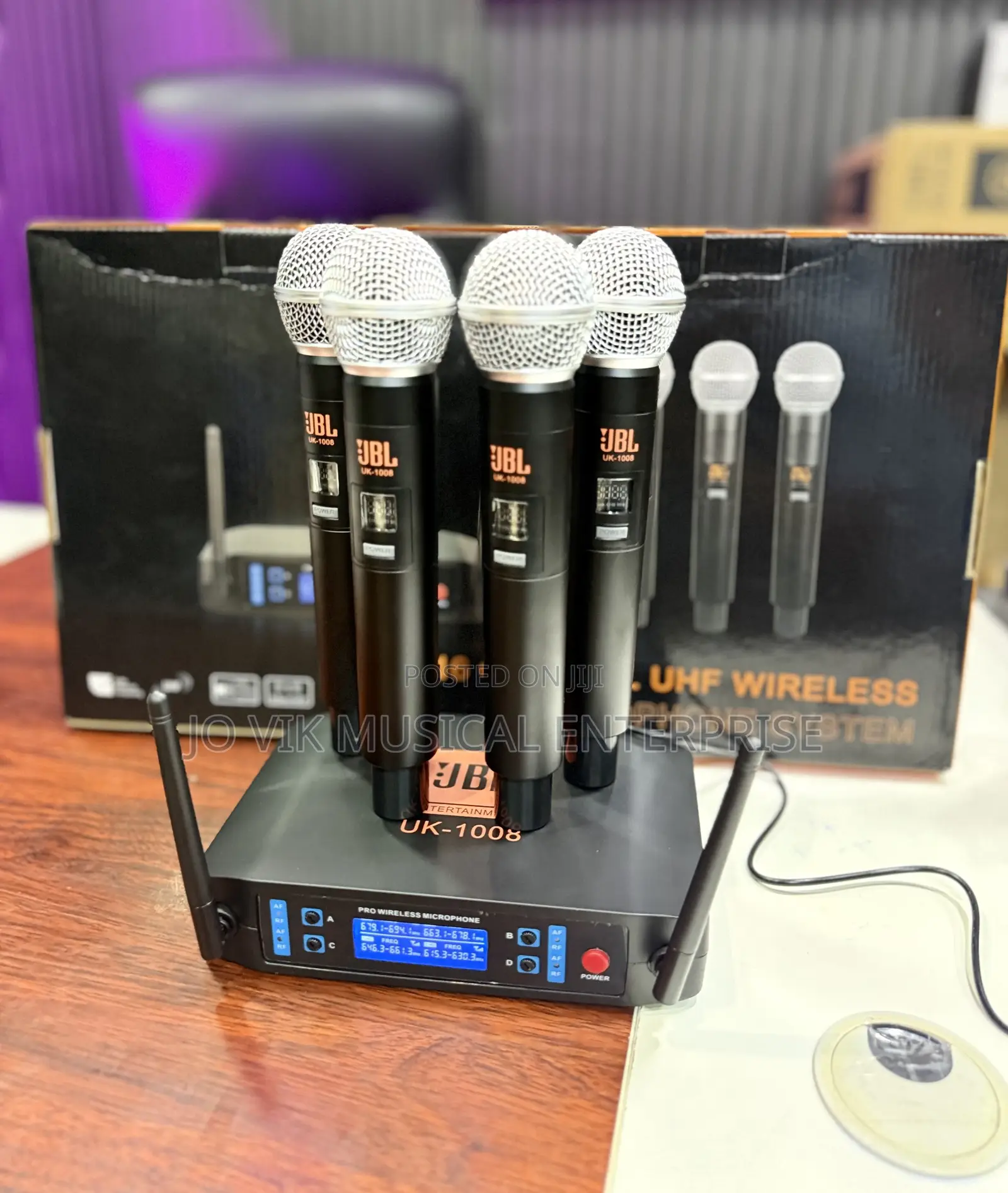 JBL Wireless Microphone Uk-1008