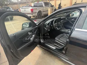 Mercedes-Benz C300 Luxury 4Matic Sedan AWD (2.0L 4cyl 7A) 2016 Black