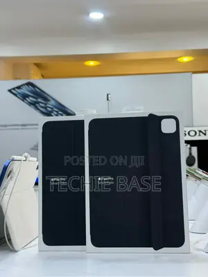 Smart Folio for iPad Pro 11-Inch (M4 M5)