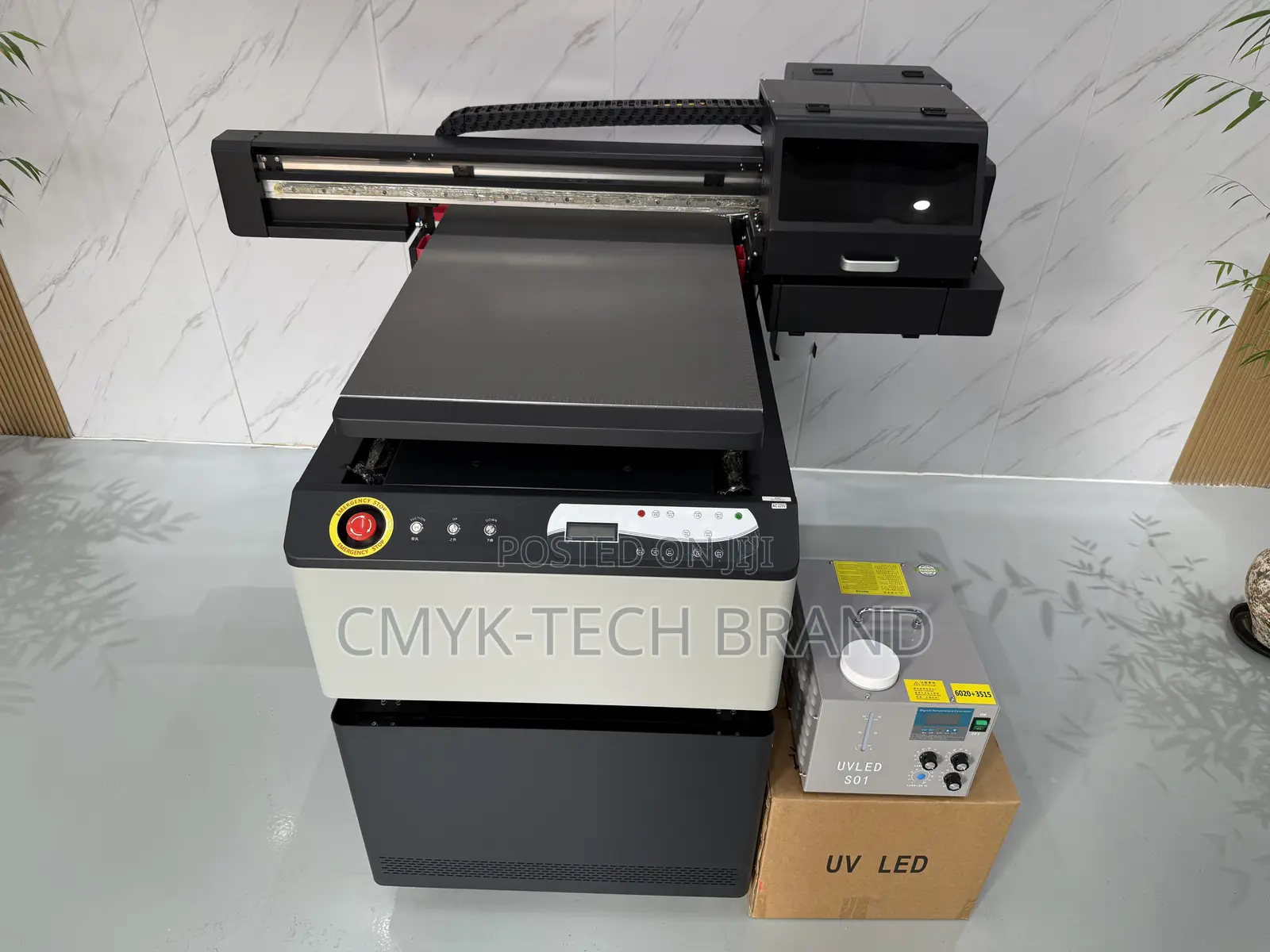 6090 Uv Flatbed Printer With 3pcs Printhead