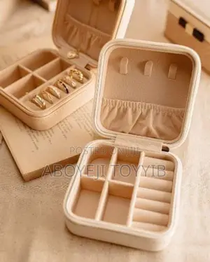 Cute Portable Pu Jewellery Box Jewelry Organizer