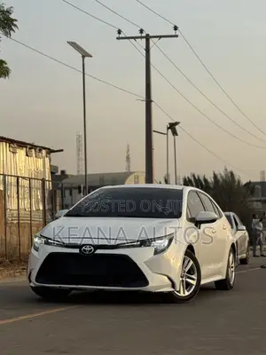 Toyota Corolla 2021 White