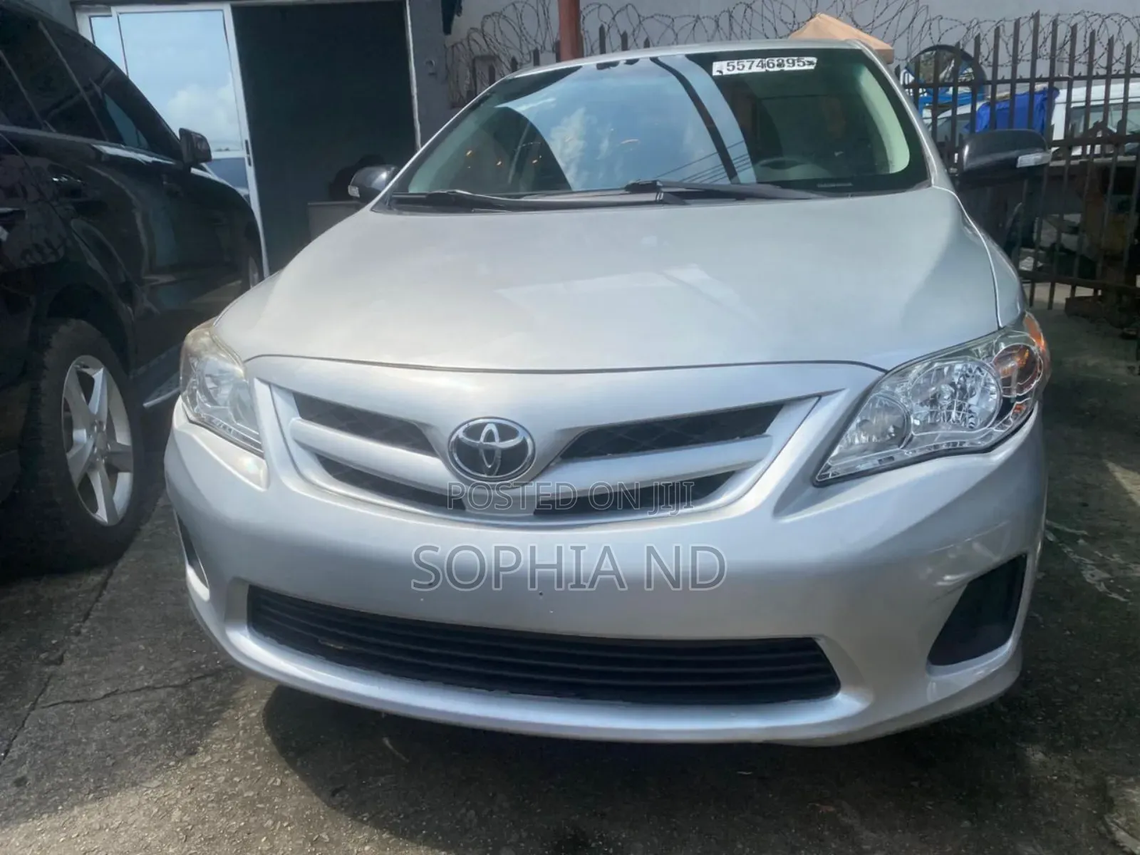Toyota Corolla 2012 Silver