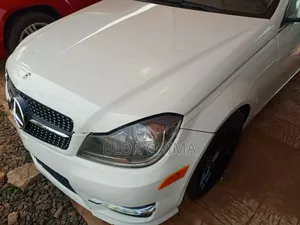 Mercedes-Benz C300 2012 White