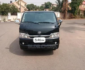 Toyota Regius 2012 Black