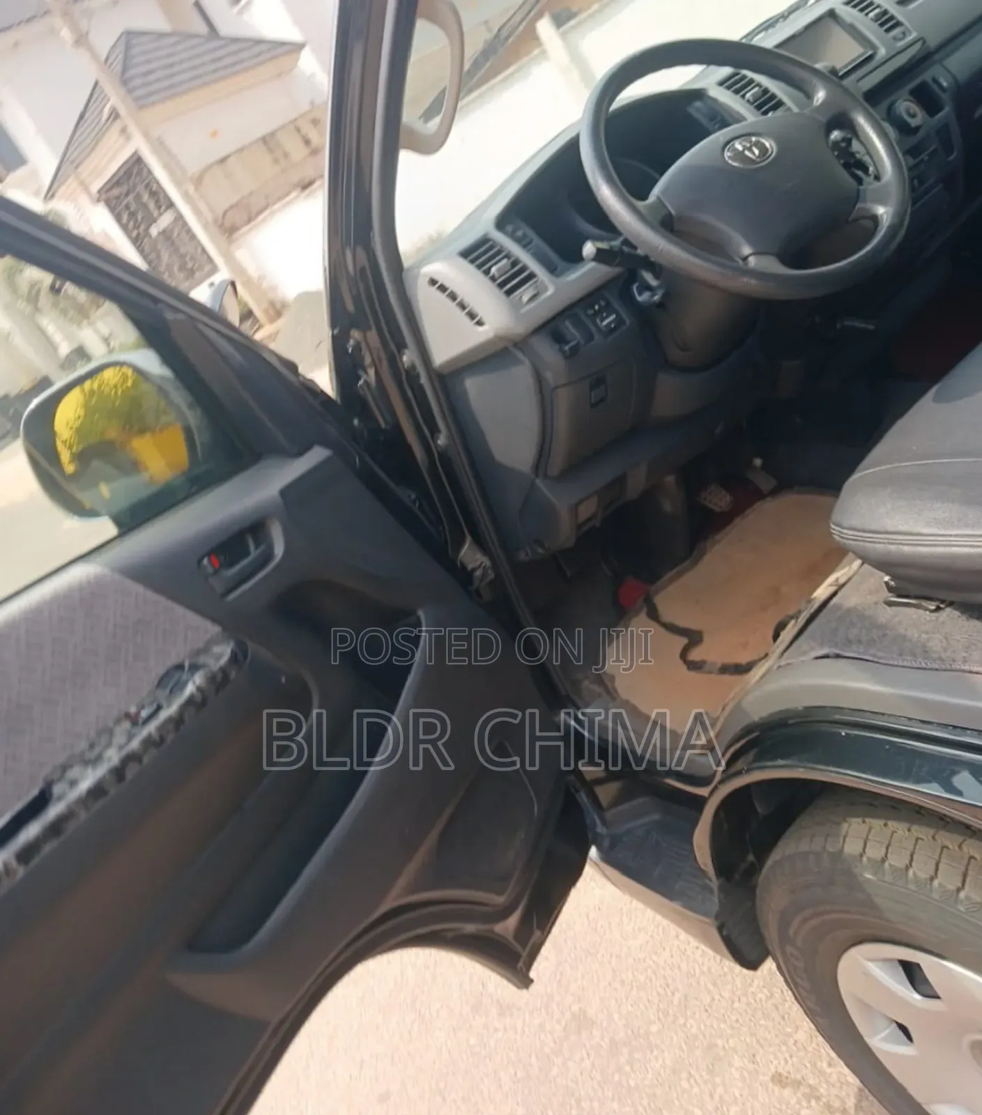 Toyota Regius 2012 Black
