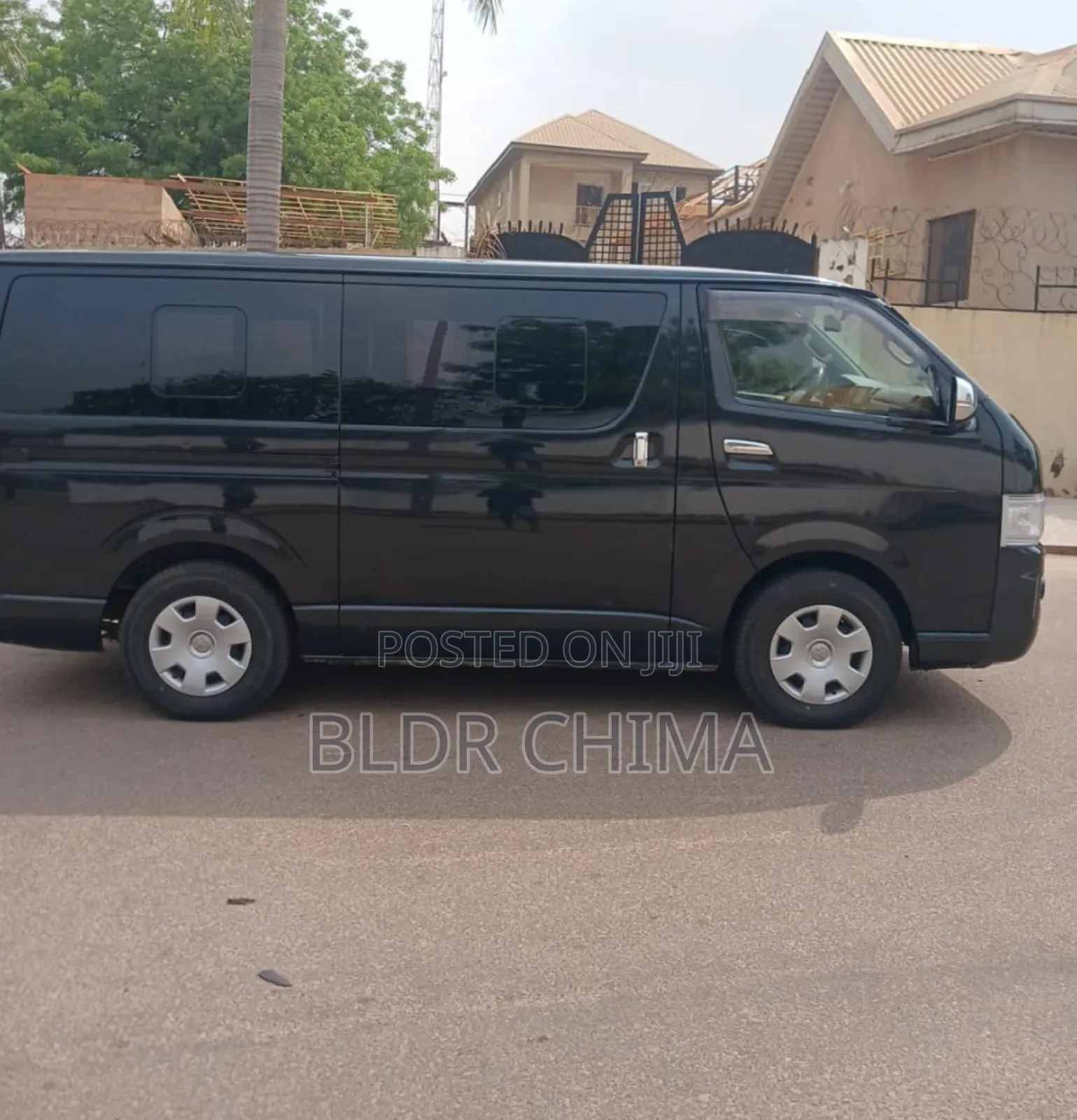 Toyota Regius 2012 Black